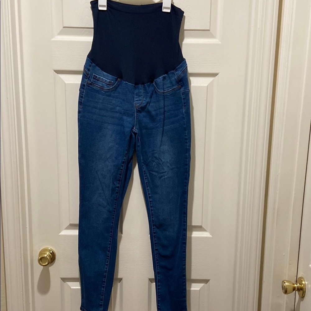 Blue Jeggings with Clean Wash and Slim Fit